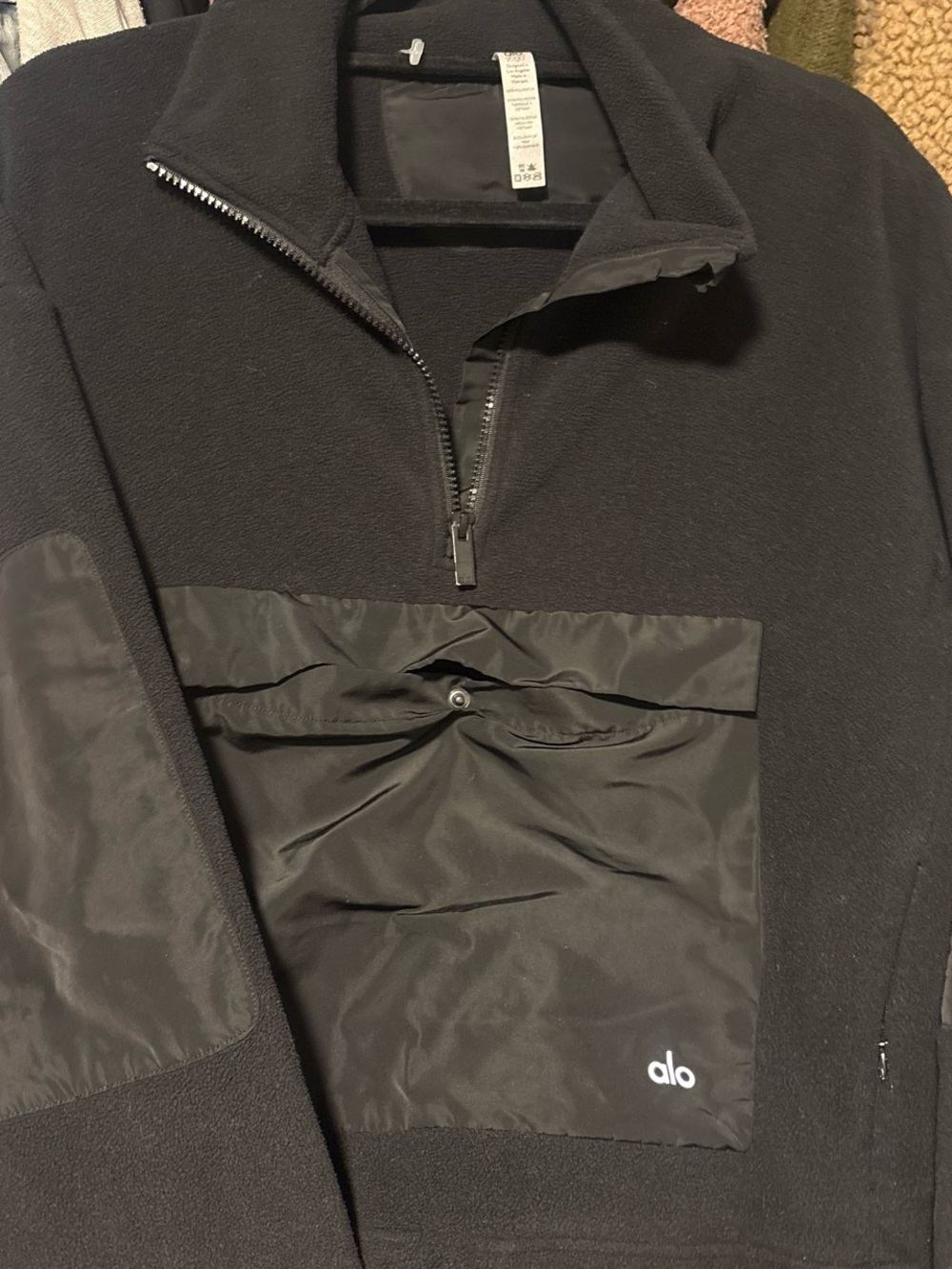 ALO Yoga Men's Black Lightweight Quarter-Zip Pullover Jacket